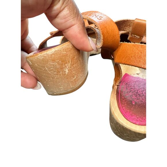 Swedish Hasbeens Brown Almond Toe T-Strap Wooden Block Heel Leather Clogs Size 5 - Picture 12 of 15